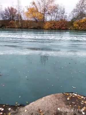 Бирюзовая вонючая вода в Белозерском канале абсолютно безвредна