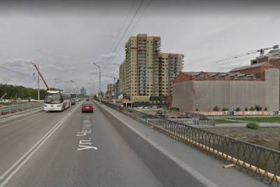 Движение по Макаровскому мосту перекрыли на выходные