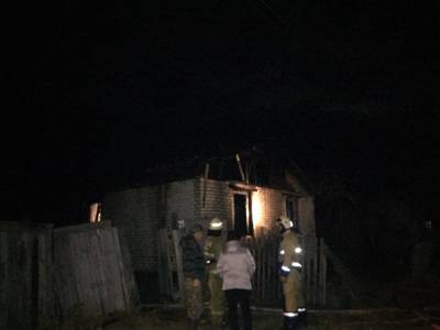 В Башкирии при тушении пожара в доме обнаружено тело женщины