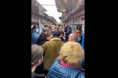 В Москве задержаны кавказцы после второго инцидента в метро