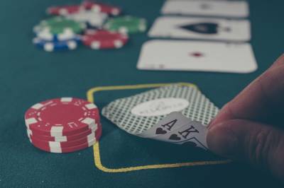 На Петроградке закрыт «домашний» покерный клуб