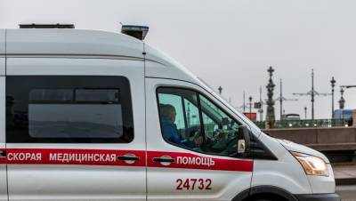В России за сутки от COVID впервые умерли более 1 тыс. человек