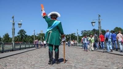 В Петербурге от коронавируса умер самый известный двойник Петра I