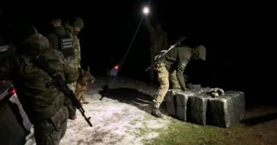 Контрабандисты трижды за сутки "штурмовали" границу между Украиной и ЕС (видео)