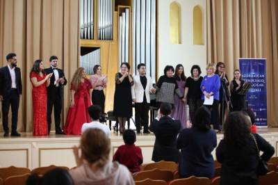 100 лет богатства - Азербайджанский международный фестиваль вокалистов (ФОТО)