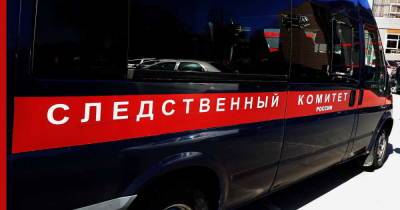СК возбудил дело по факту гибели 18 человек от отравления спиртом на Урале