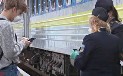 Все изменится с 21 октября: "Укрзализныця" вводит новые правила перевозок, кого не пустят в поезда