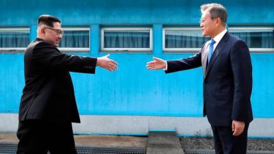 Южная Корея выразила надежду на заключение мирного договора с КНДР