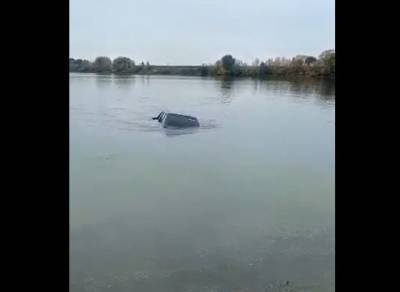 Появилось видео извлечения из Оки автомобиля с телом погибшего рязанца - ya62.ru