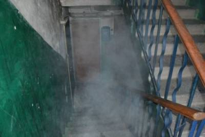 В Ивановской области на ликвидации огня, охватившего квартиру в МКД, работали 18 человек