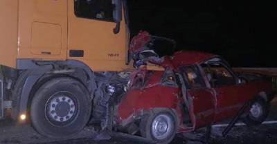 ДТП в Житомирской области: грузовик протаранил легковушку, погибли два человека (ФОТО)