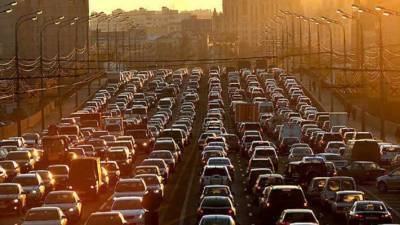 Количество всех автомобилей в Киеве подсчитали в КГГА
