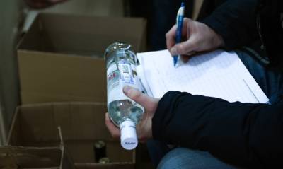 В Союзе защиты прав потребителей призвали денатурировать метиловый спирт в России