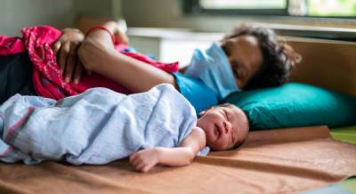 Ученые выяснили, как COVID-19 влияет на новорожденных