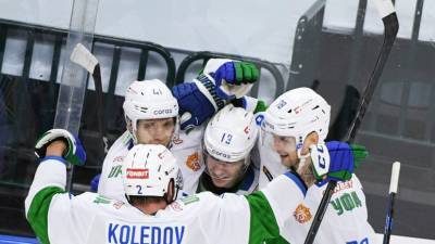 «Салават Юлаев» прервал 14-матчевую победную серию «Металлурга» в КХЛ