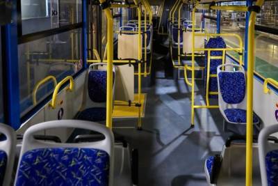 В Волгограде при резком торможении автобуса травмировалась пенсионерка