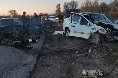 В ДТП в Скопинском районе пострадали водитель и пассажир ВАЗ-2112