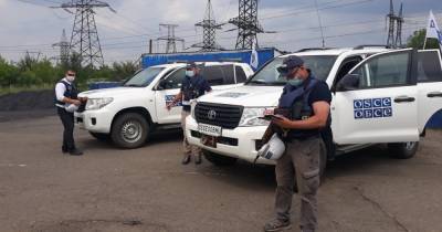 "По соображениям безопасности": ОБСЕ приостанавливает свою миссию на Донбассе (фото, видео)