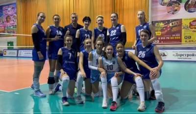 Пять из пяти: волейболистки "Сахалина" победили всех в первом туре
