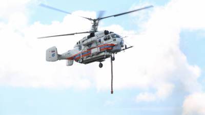 К ликвидации последствий циклона на Сахалине привлекли вертолет МЧС