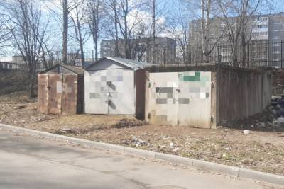 Очередные и незаконные: мэрия Петрозаводска продолжает сносить гаражи