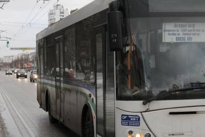 В Башкирию женщину увезли в полицию за попытку проехать в автобусе без QR-кода