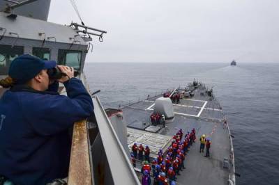 Daily Express: Россия «пришла в ярость» после того, как эсминец США Chafee попытался проникнуть в ее воды в Японском море