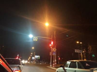 Дополнительное освещение монтируют на улицах Ульяновска