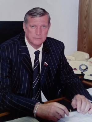 Ушёл из жизни экс-сенатор от Астраханской области Геннадий Горбунов