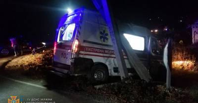 На Днепропетровщине столкнулись маршрутка и карета “скорой”, есть пострадавшие