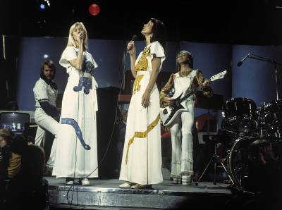 ABBA выпустит ранее неизданную песню