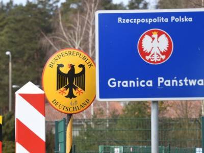 Хорст Зеехофер - Полиция Германии призывает ввести контроль на границе с Польшей из-за ситуации с мигрантами - unn.com.ua - Украина - Киев - Белоруссия - Германия - Польша