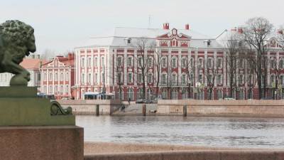 Прокуратура Санкт-Петербурга признала незаконным отстранение невакцинированных студентов