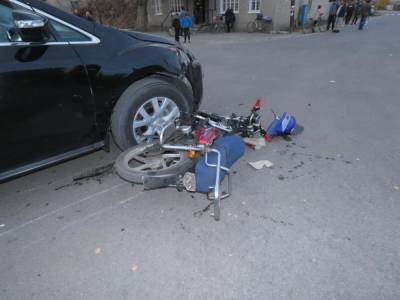 На Луганщине столкнулись Mazda и мотоцикл, есть пострадавшие
