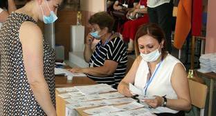 Оппозиция победила на выборах в трех городах Армении