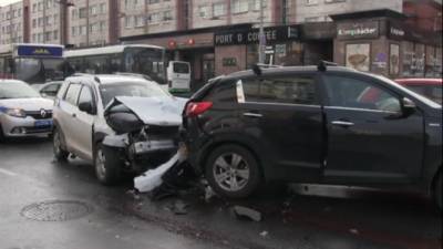 Трое взрослых и ребенок пострадали в ДТП в Калининграде - usedcars.ru - Калининград