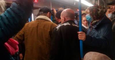 Двум участникам конфликта в московском метро отменили штрафы