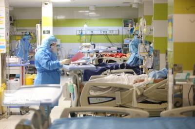 За последние сутки в Иране от коронавируса скончался 181 человек
