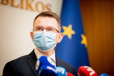 Министру здравоохранения Литвы угрожают насилием