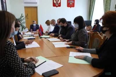 На совещании в ЗСК обсудили изменения в краевой закон об открытости работы власти