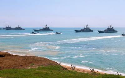 Масштабные учения по защите Крыма: задействовано более 40 кораблей ВМФ России