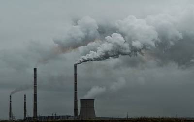 Объем выбросов в атмосферу Украину снизился на 8%
