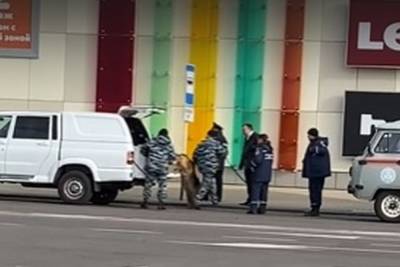 В Воронеже эвакуировали посетителей сразу из двух торговых центров
