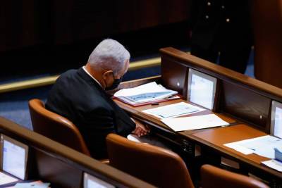 Религиозные партии выходят из повиновения и требуют от Нетанияху прекратить бойкот парламентских комиссий