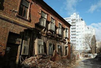Сахалину предложили выделить миллиарды рублей на расселине аварийных домов