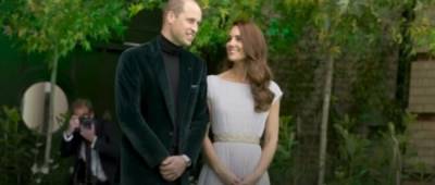 Кейт Миддлтон и принц Уильям вышли в свет в старой одежде
