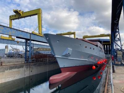 Во Франции спустили на воду первый патрульный корабль нового поколения типа POM