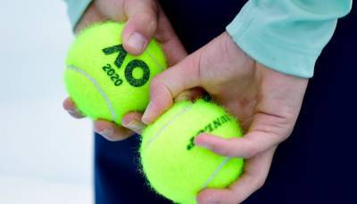 Непривитых от COVID-19 теннисистов могут не допустить к Australian Open