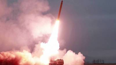 Япония выразила протест в связи с запуском баллистических ракет КНДР