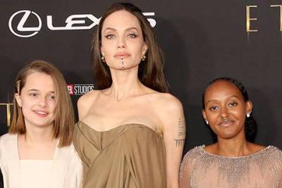 Анджелина Джоли с детьми, Сальма Хайек с дочерью, Кит Харингтон и другие на премьере фильма "Вечные" в Лос-Анджелесе